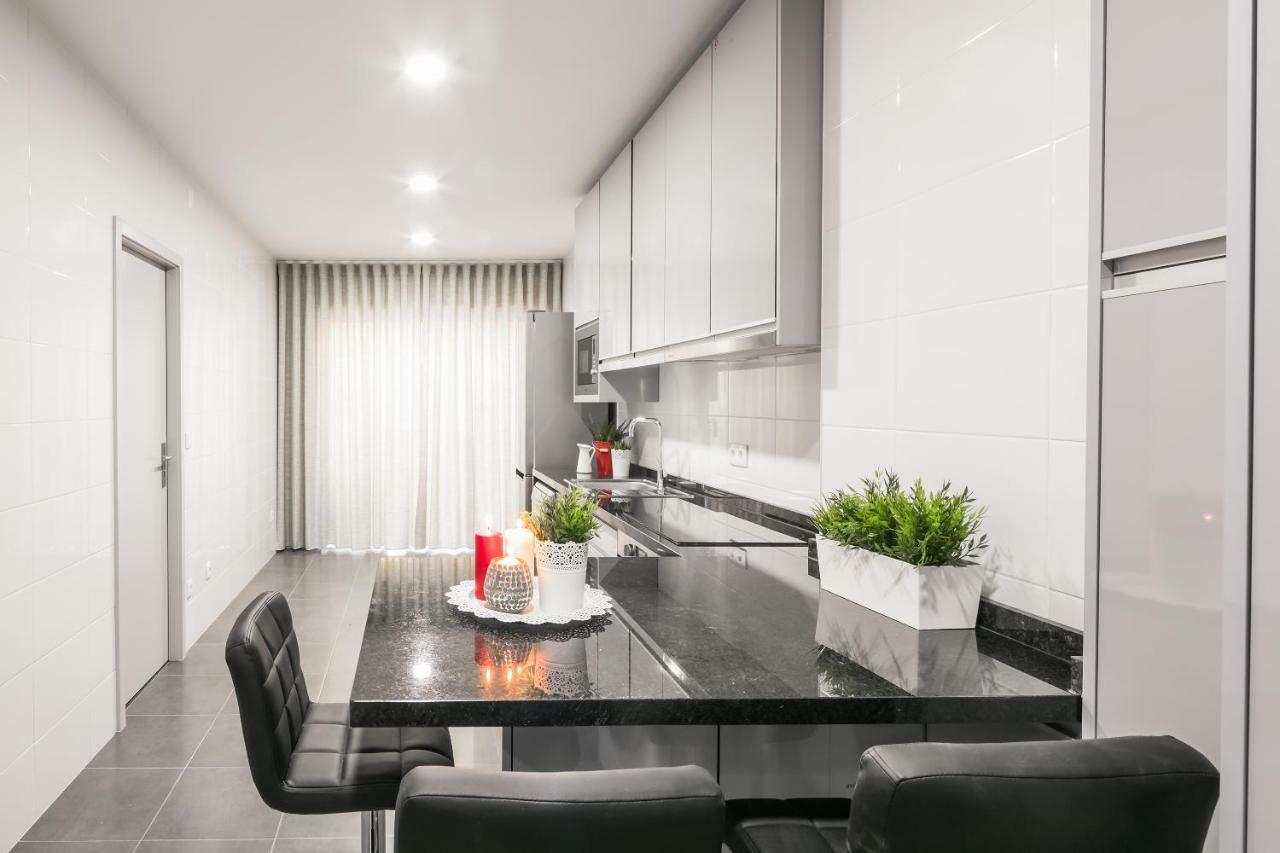 Camarinha Oporto Apartments ภายนอก รูปภาพ